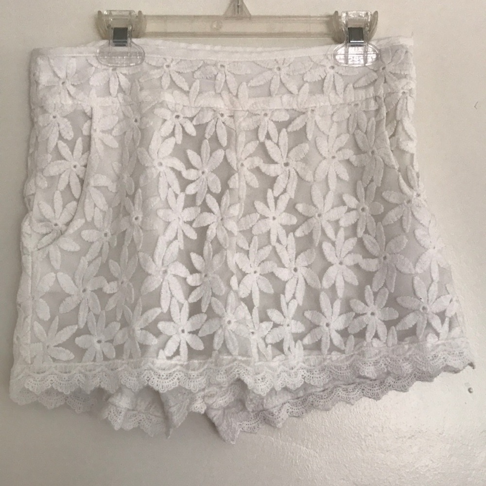 Floral white shorts